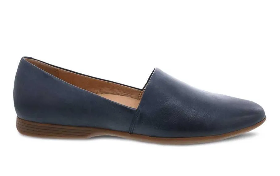 Dansko Women's Larisa Navy Milled 2036750600