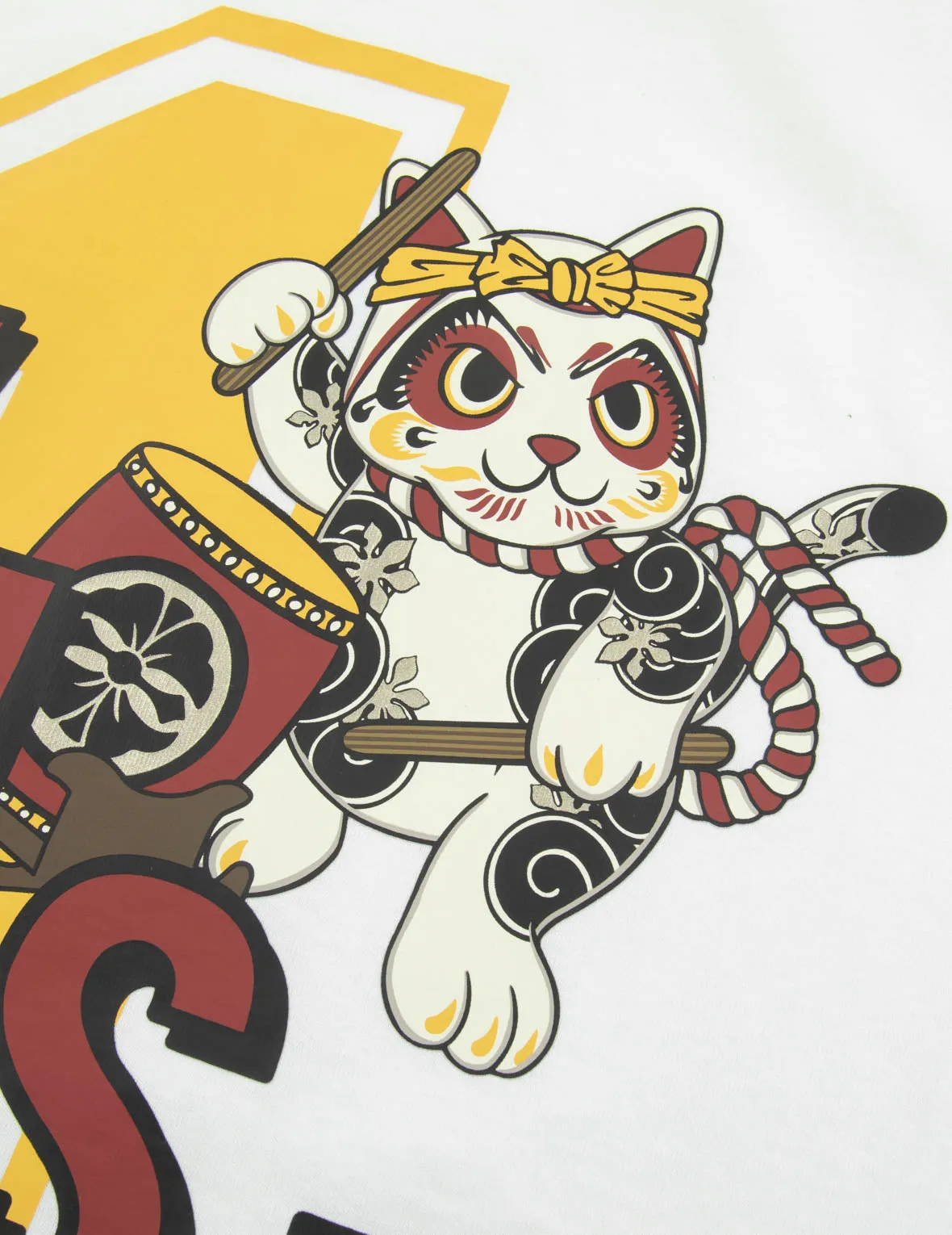 Fortune Cat with Taiko Daruma Print T-Shirt