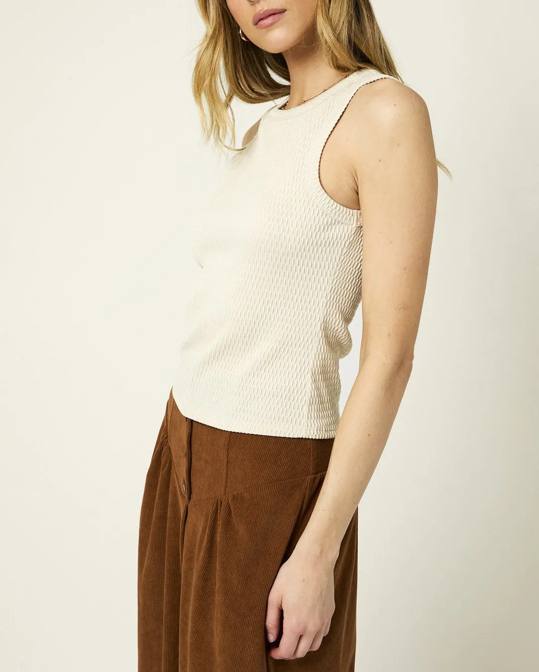 Gracie Round Neck Textured Knit Tank Top in Oat