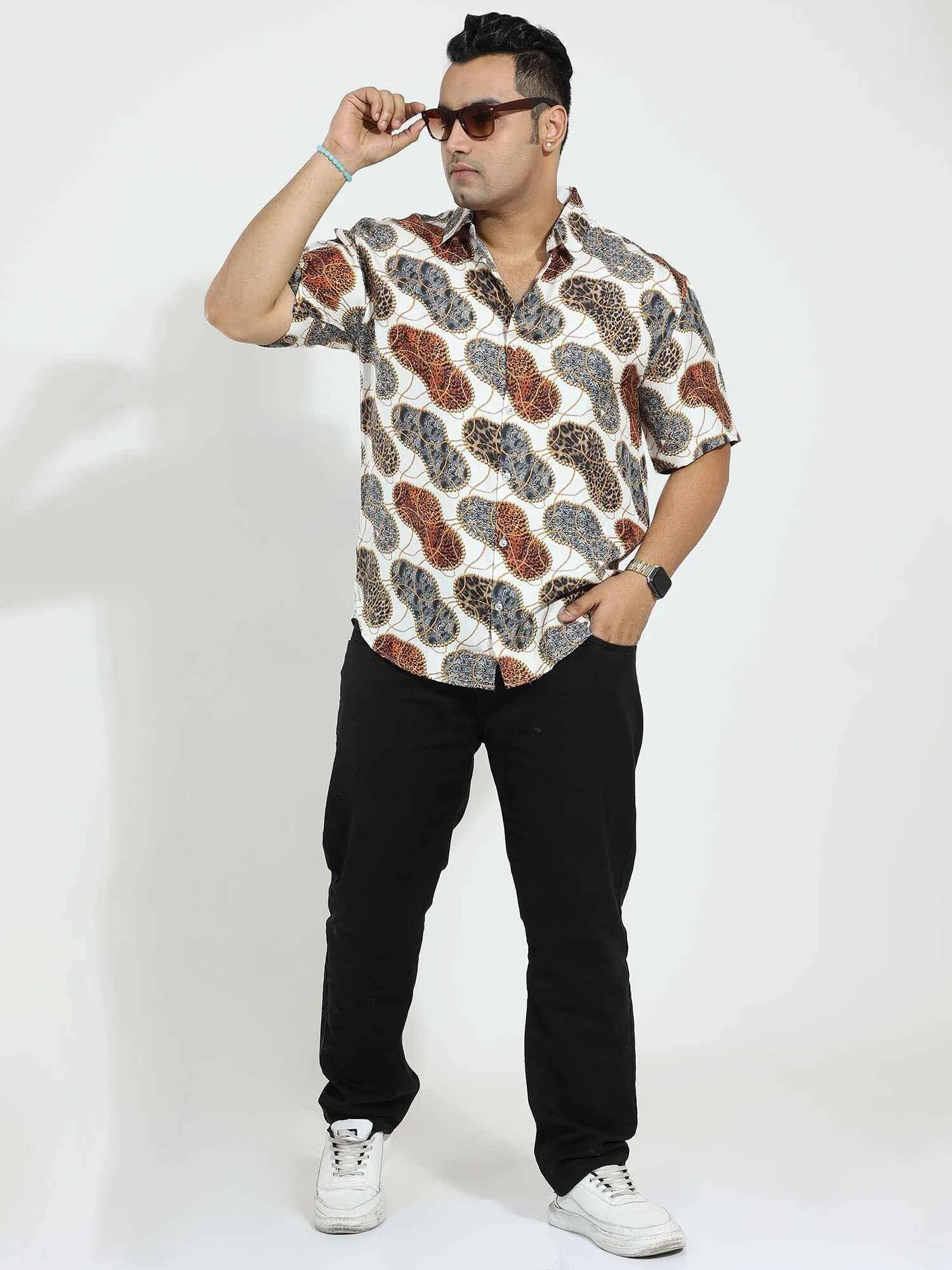 Wild Steps Printed Silk Half Shirt Men's Plus Size